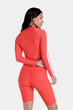 Camiseta Manga Larga Sunshine Risk Block Jet Rojo Mujer